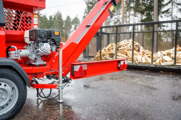 Japa 315+ ar transporta šasiju