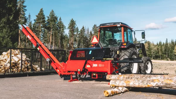 Japa 315+ stacionāra iekārta (ar traktora jūgvārpstas piedziņu)